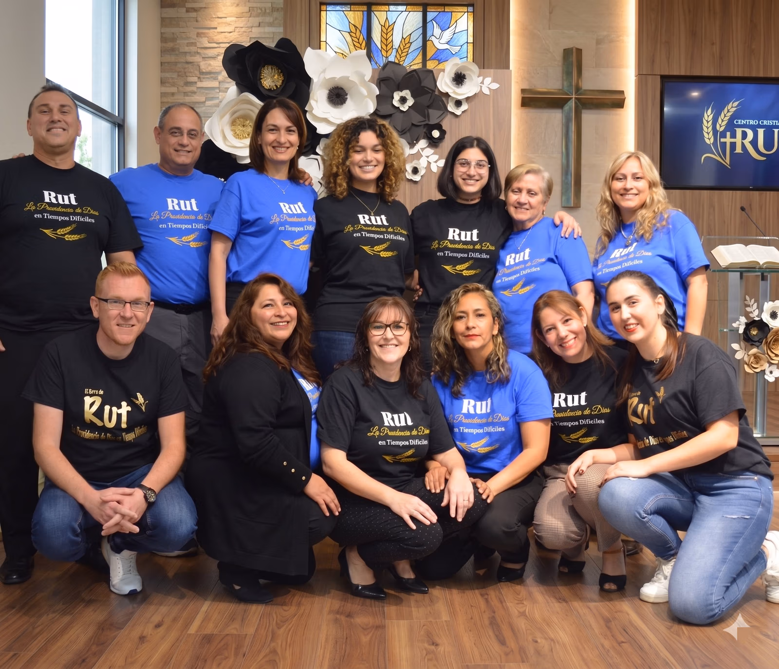 Equipo completo de voluntarios — Conferencia de Rut